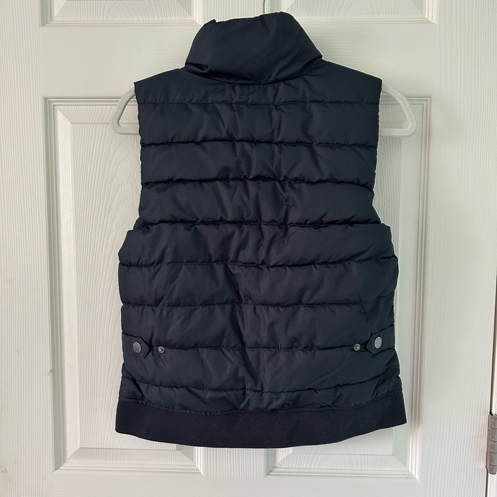Vest - Picture 3 of 4